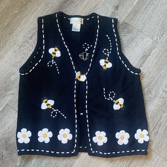 Vintage Sweater Vest Bumblebee Floral Daisy Hand Embellished Crochet Knit Size M - Picture 1 of 8